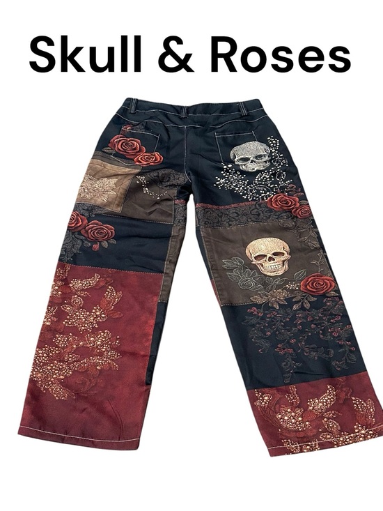 SHEIN Pants - SHEIN Black & Burgundy Skull & Roses